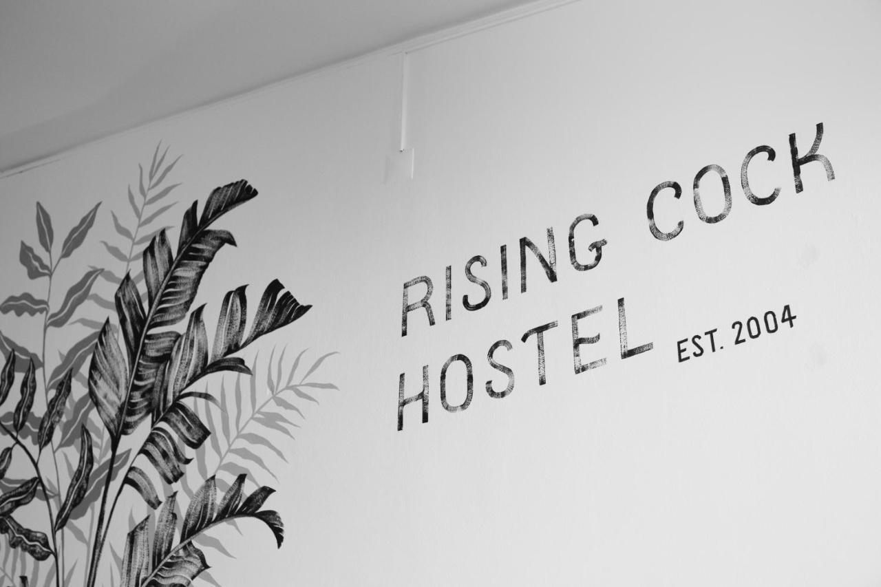 Rising Cock Party Hostel 拉哥斯 外观 照片